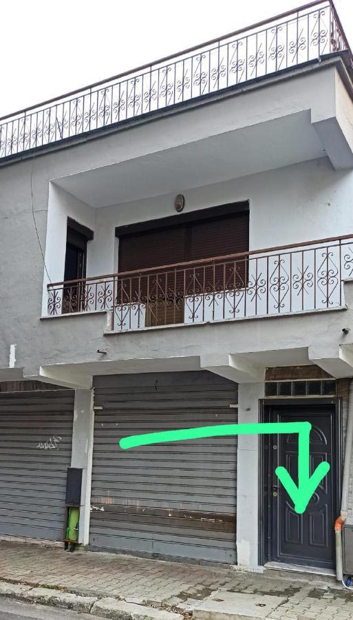 Royal Hostel Тирана Экстерьер фото